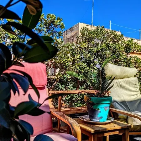 Quiet Twin With Private Bathroom, Not Ensuite * Sliema