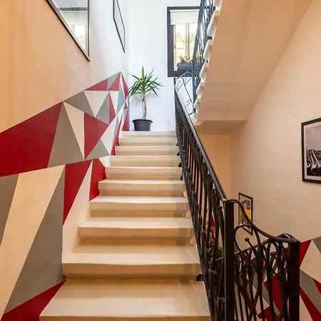 Double, Twin Or Triple Room With Private Bathroom, Not Ensuite! In Quiet And Budget Friendly Townhouse