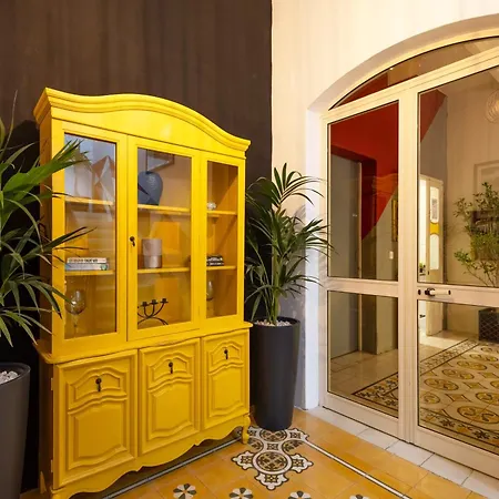 Quiet Double, Twin Or Triple With Private Bathroom, Not Ensuite Pensión 4*