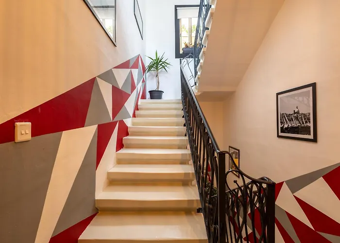 Quiet Double, Twin Or Triple With Private Bathroom, Not Ensuite