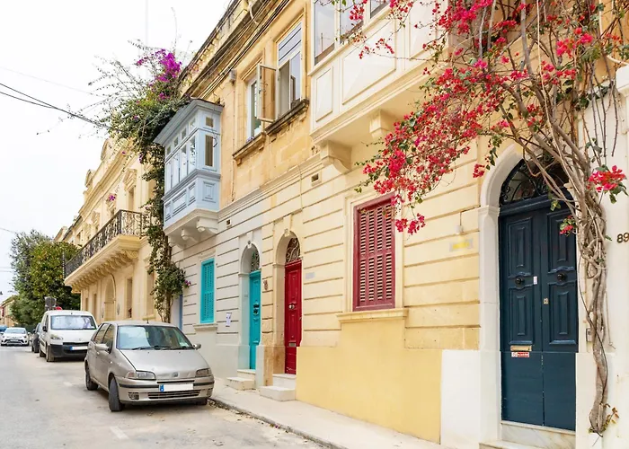 Quiet Double, Twin Or Triple With Private Bathroom, Not Ensuite